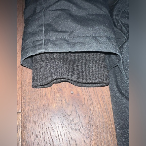 Canada Goose Kensington Parka (Black) - Picture 4 of 11